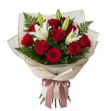 Букет высокая поэзия в Новые Дома Букет цветов из:  Лилии и Розы в Новые Дома