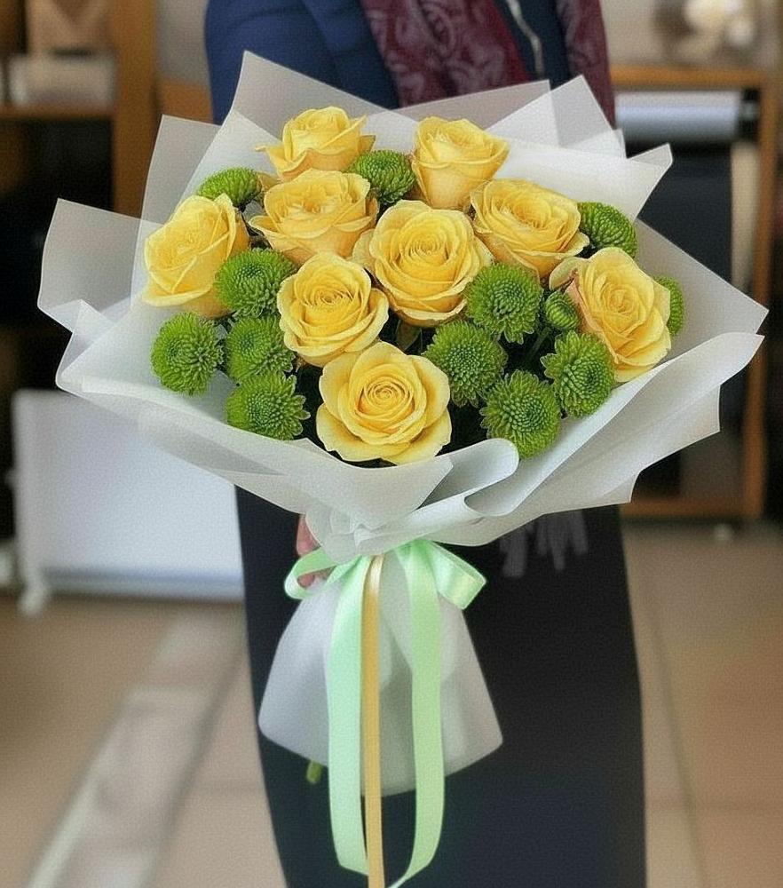 Букет цветов из: Хризантемы и Розы в Новые Дома