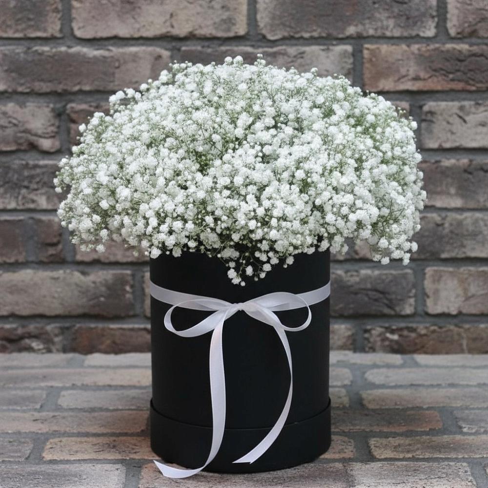 Композиция коробка гипсофил в Новые Дома Цветочная композиция из Гипсофила в шляпной коробке в Новые Дома