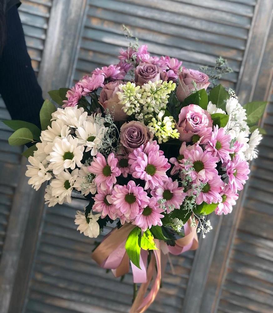 Букет Цветочный шарм в Новые Дома Букет цветов из: Хризантемы и Розы в Новые Дома