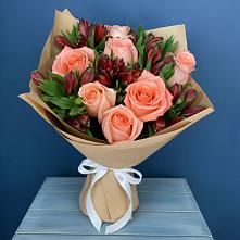 Букет Сплетённые любовью в Новые Дома Букет цветов из:  Розы и Альстромерии в Новые Дома