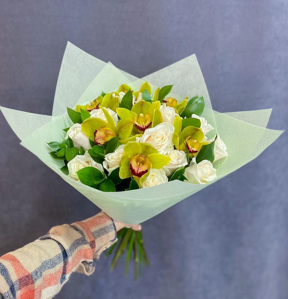 Букет лимончелло в Новые Дома Букет цветов из: Орхидеи и Розы в Новые Дома