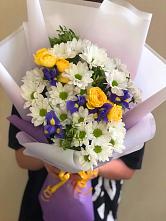 Букет солнечный привет #REPLACE_PRED# Новые Дома Букет цветов из:  Ирисы, Хризантемы и Розы #REPLACE_PRED# Новые Дома