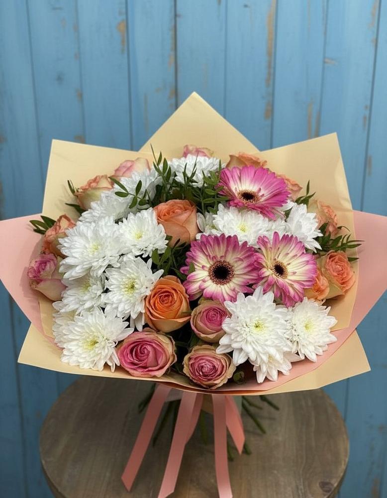 Букет гармония природы в Новые Дома Букет цветов из: Розы, Герберы и Хризантемы в Новые Дома