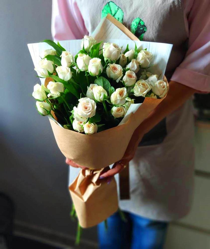 Букет хорошее настроение в Новые Дома Букет цветов из: Розы в Новые Дома