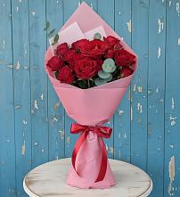 Букет красный бархат в Новые Дома Букет цветов из:  Розы в Новые Дома